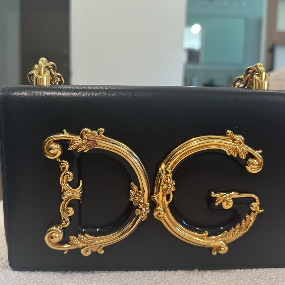 Dolce & Gabanna Logo Leather Cross Body Bag - Picture 8 of 16